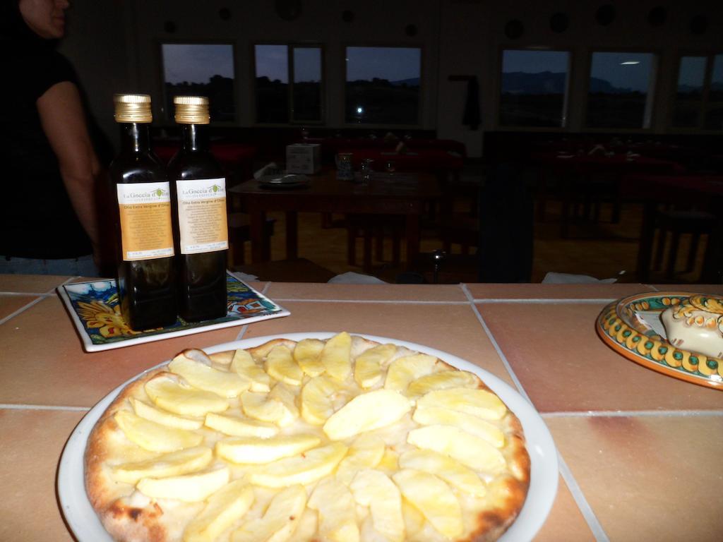 夏卡 La Goccia D'Olio酒店 外观 照片